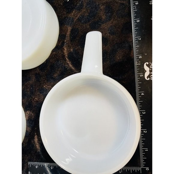 Set 4 w 3 Lids Handled White Milk Glass Ovenware 14oz USA Bowls Vintage - Picture 7 of 10